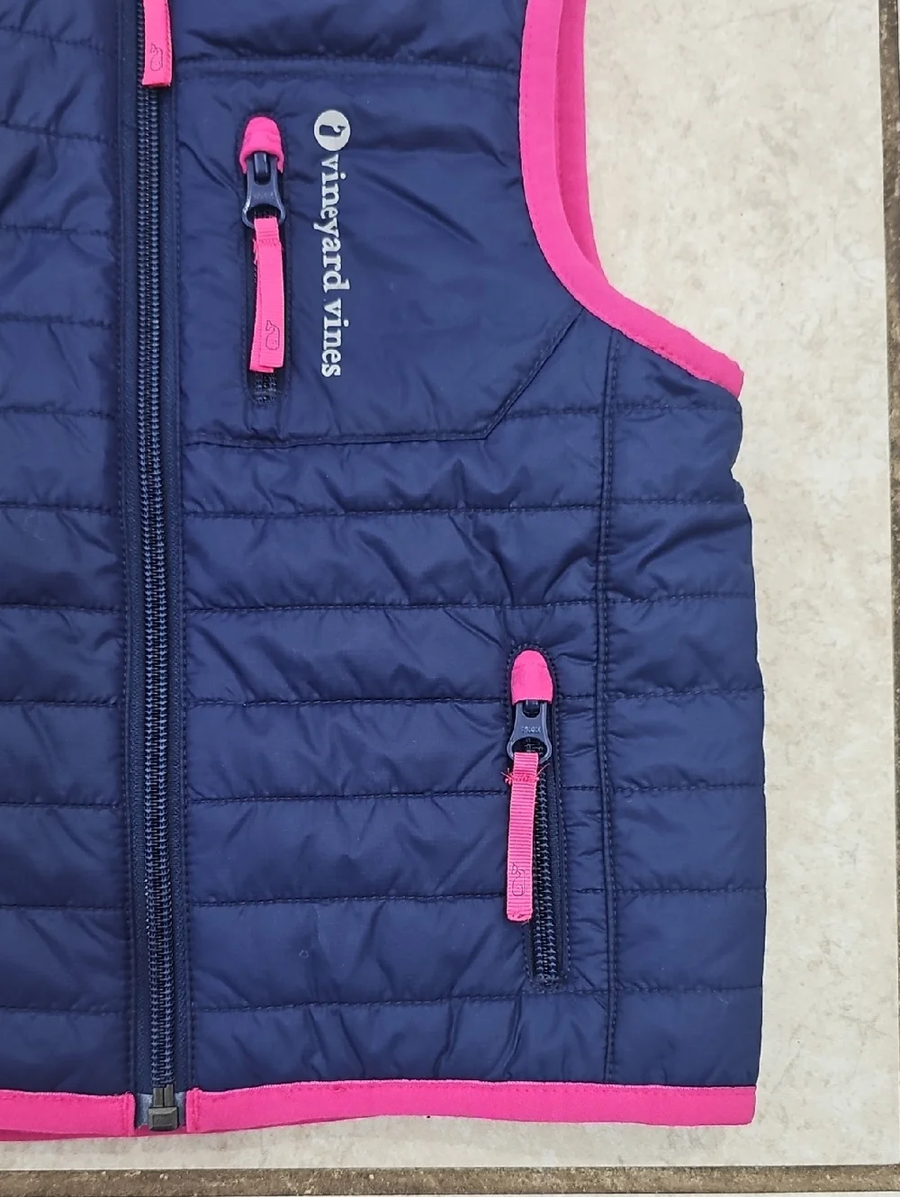 Vineyard Vines sleeveless quilted